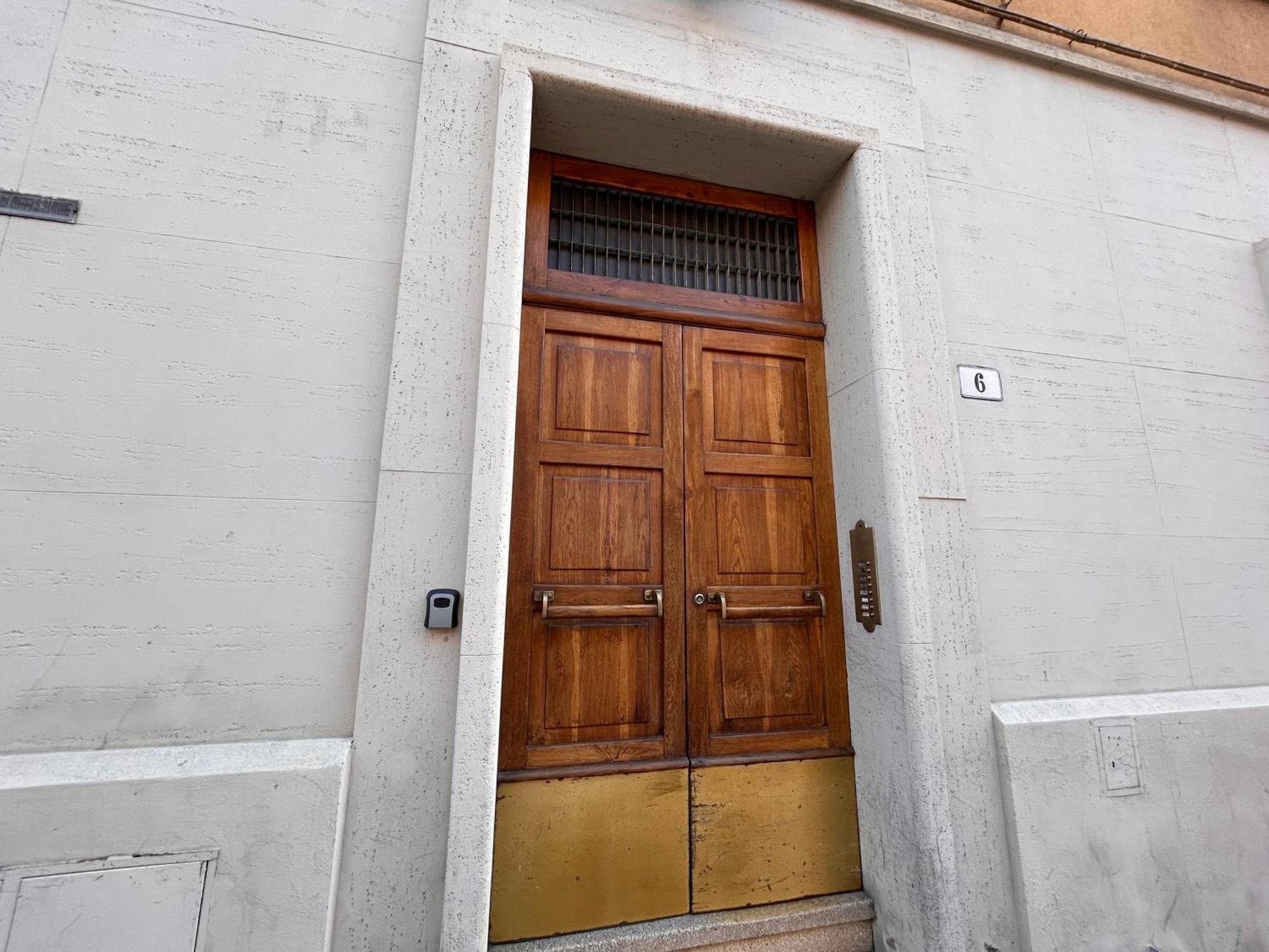 Casa Daura - Your Comfortable Apartment In Bologna - Parking Екстер'єр фото