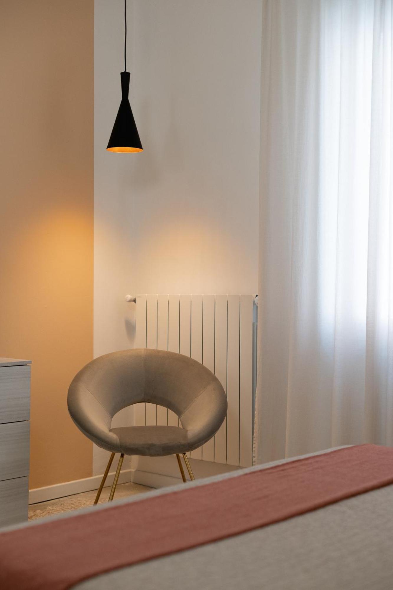 Casa Daura - Your Comfortable Apartment In Bologna - Parking Екстер'єр фото