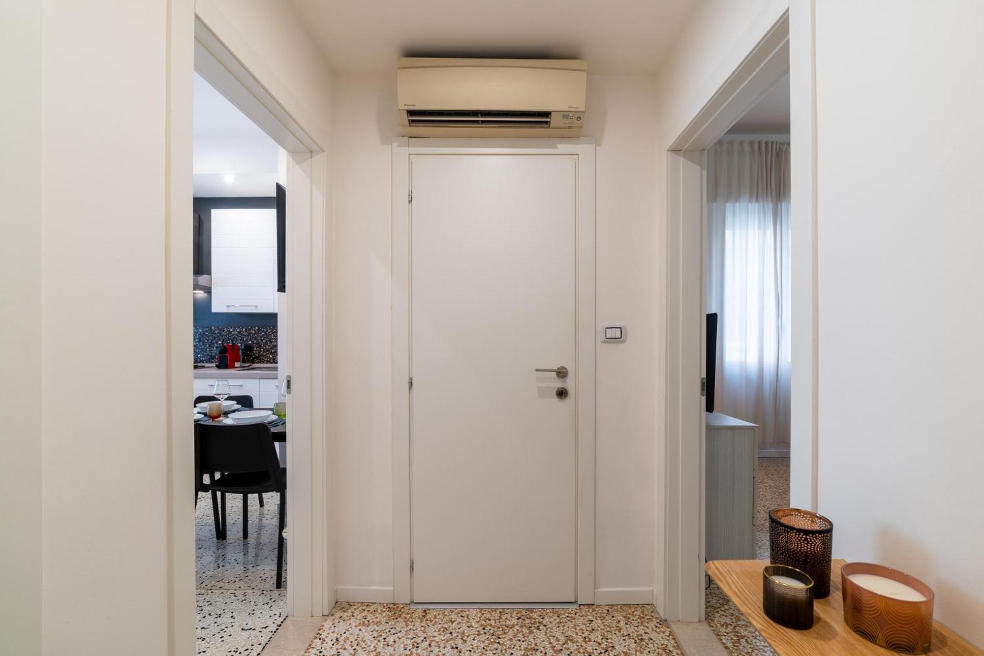 Casa Daura - Your Comfortable Apartment In Bologna - Parking Екстер'єр фото